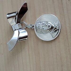 Silvertone John F. Kennedy Medallion Pin Brooch